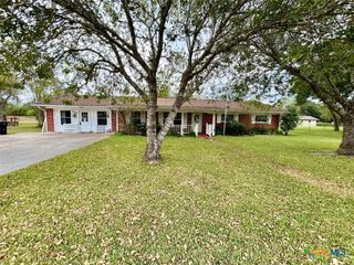 306 Dover Street, Victoria, TX 77905