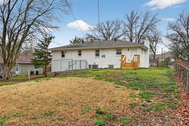 2217 N 83rd Street, Kansas City, KS 66109