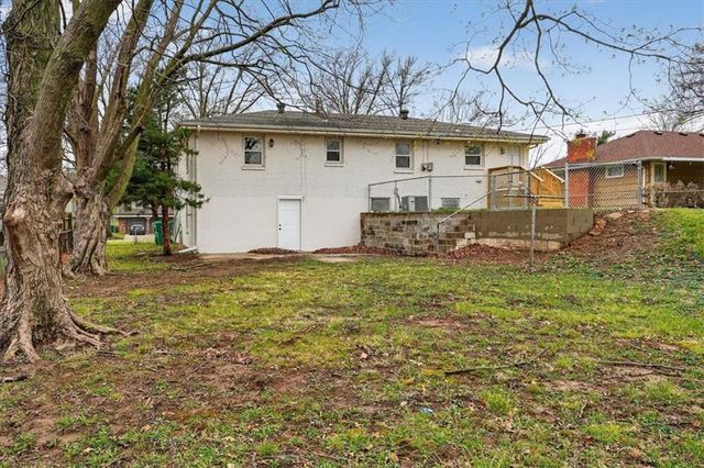 2217 N 83rd Street, Kansas City, KS 66109