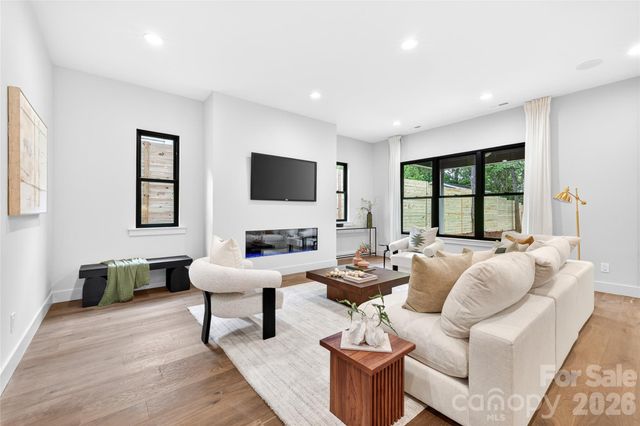 850 Belmont Avenue, Charlotte, NC 28205