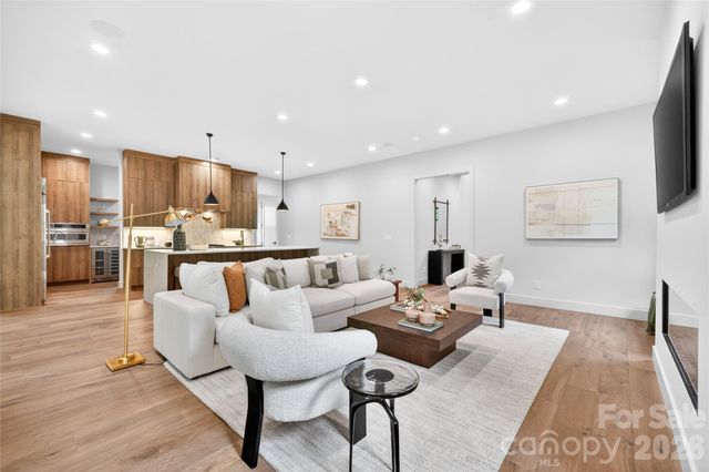 850 Belmont Avenue, Charlotte, NC 28205