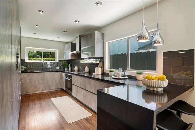 442 S Lamer Street, Burbank, CA 91506