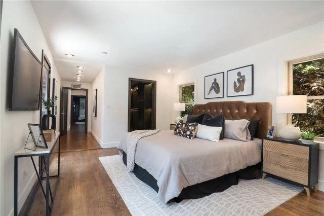 442 S Lamer Street, Burbank, CA 91506