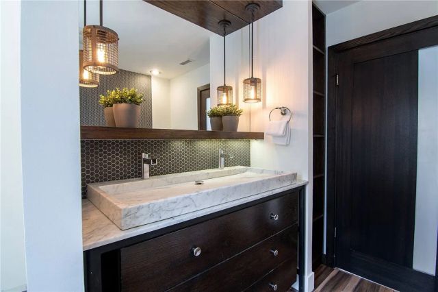442 S Lamer Street, Burbank, CA 91506