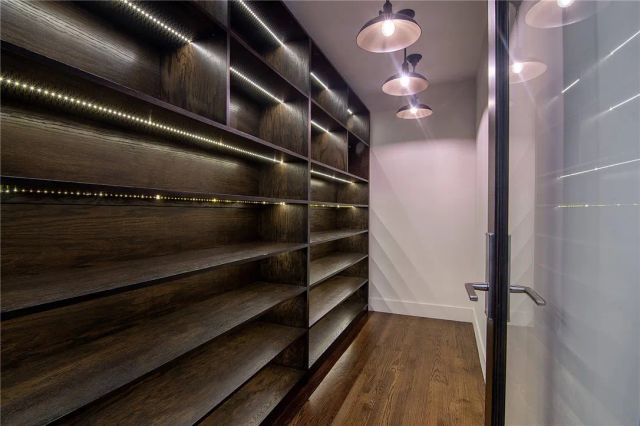 442 S Lamer Street, Burbank, CA 91506