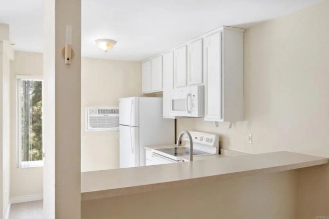 7500 Parkway Drive 207, La Mesa, CA 91942