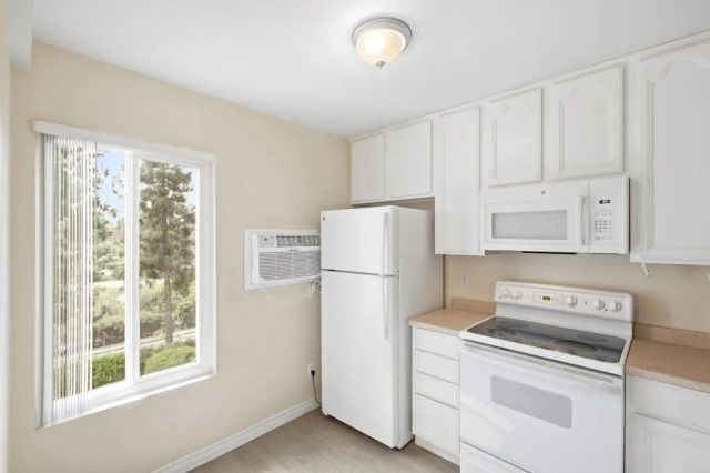 7500 Parkway Drive 207, La Mesa, CA 91942