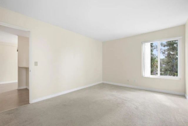 7500 Parkway Drive 207, La Mesa, CA 91942