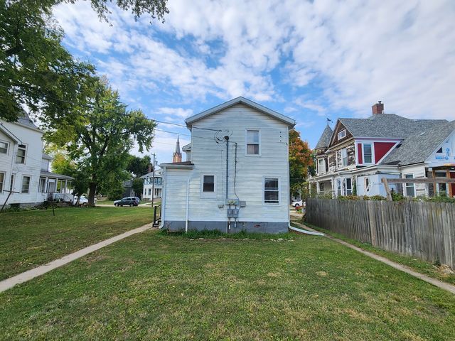 1116 Paul Street, Ottawa, IL 61350