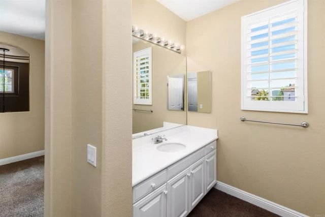 7216 Sanderling Court, Carlsbad, CA 92011