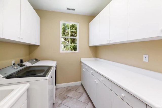 7216 Sanderling Court, Carlsbad, CA 92011