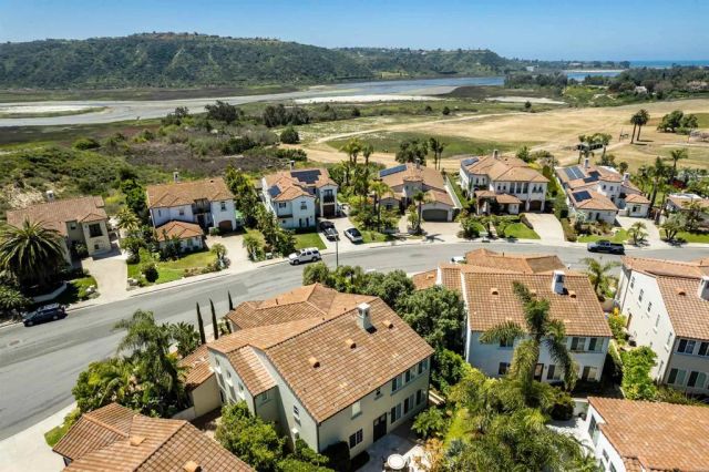 7216 Sanderling Court, Carlsbad, CA 92011