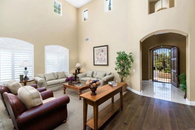 7216 Sanderling Court, Carlsbad, CA 92011