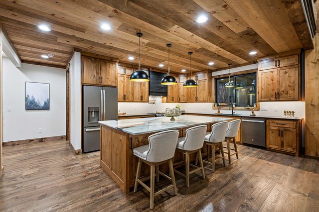45 Shermans Court, Mccaysville, GA 30555