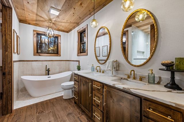 45 Shermans Court, Mccaysville, GA 30555
