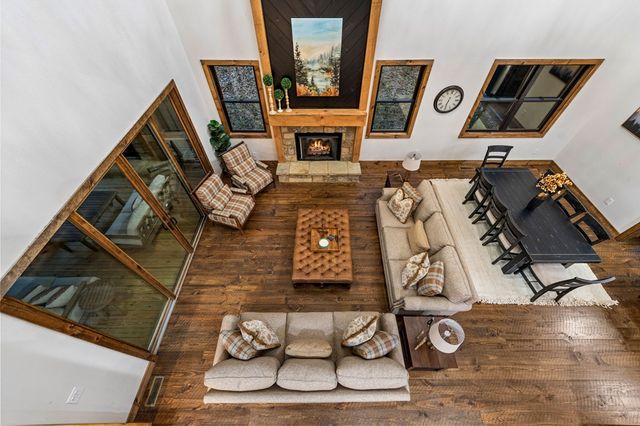 45 Shermans Court, Mccaysville, GA 30555
