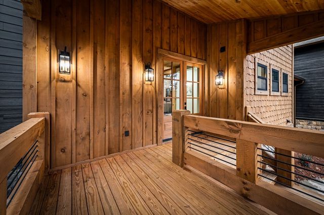 45 Shermans Court, Mccaysville, GA 30555