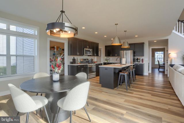 529 BREEZEWOOD LN, Annville, PA 17003