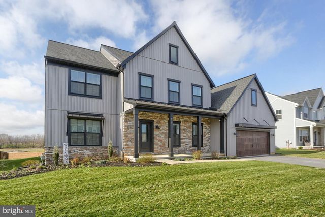 529 BREEZEWOOD LN, Annville, PA 17003