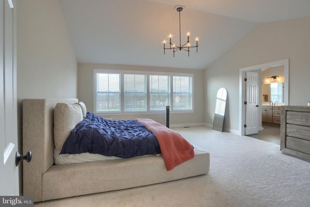 529 BREEZEWOOD LN, Annville, PA 17003