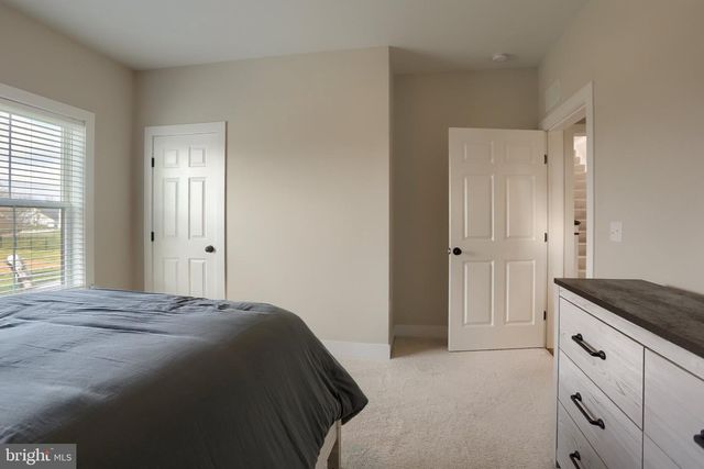 529 BREEZEWOOD LN, Annville, PA 17003