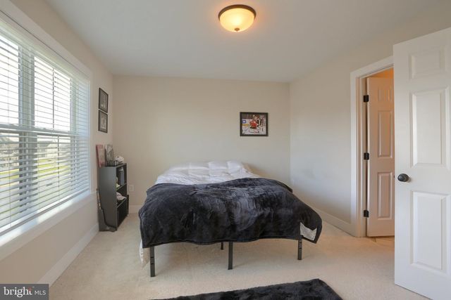 529 BREEZEWOOD LN, Annville, PA 17003