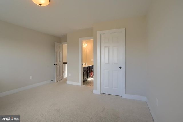 529 BREEZEWOOD LN, Annville, PA 17003