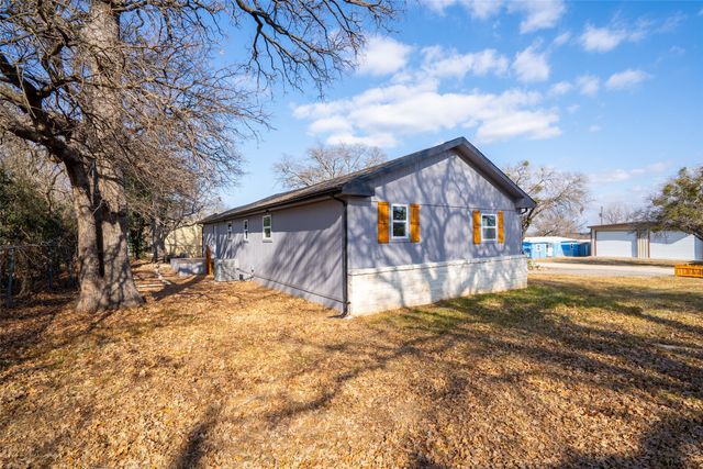 1133 FM 2861 Highway, Comanche, TX 76442