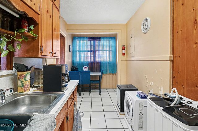 420 W 69TH Street, Jacksonville, FL 32208