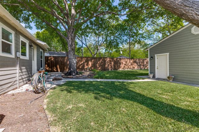1318 Fuller Drive, Dallas, TX 75218