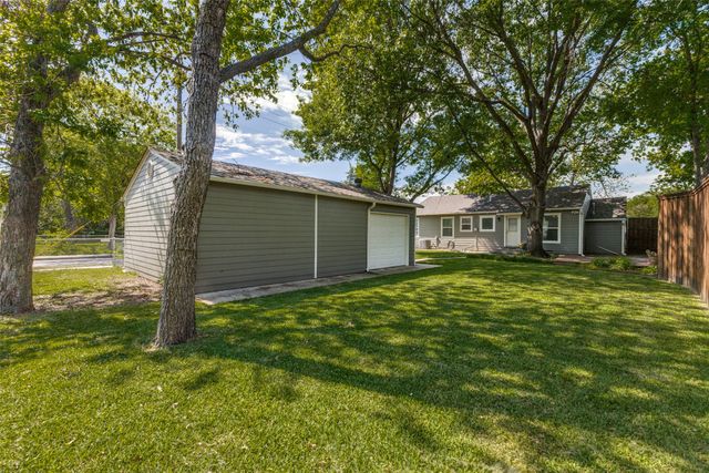 1318 Fuller Drive, Dallas, TX 75218