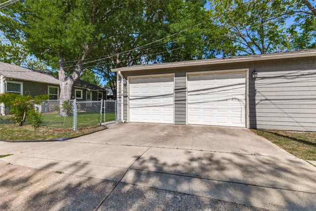 1318 Fuller Drive, Dallas, TX 75218