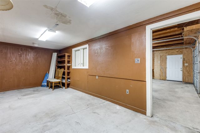 1318 Fuller Drive, Dallas, TX 75218