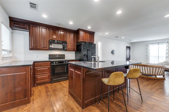 1318 Fuller Drive, Dallas, TX 75218