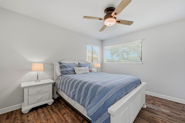 722 Kiowa Drive W, Lake Kiowa, TX 76240
