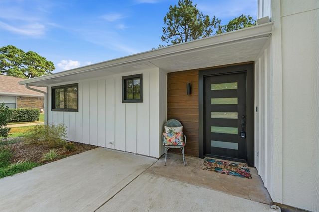 722 Kiowa Drive W, Lake Kiowa, TX 76240