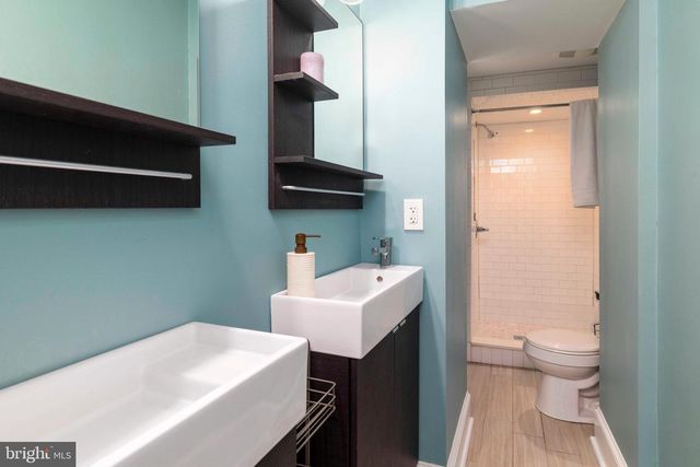 400 DELMAR ST, Philadelphia, PA 19128