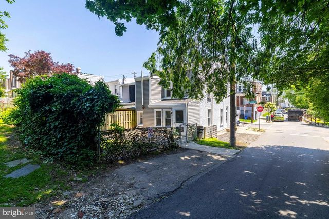 400 DELMAR ST, Philadelphia, PA 19128