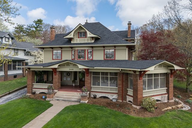 2446 E River Drive, Davenport, IA 52803