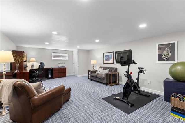 1031 Dovergate Drive, Kirkwood, MO 63122