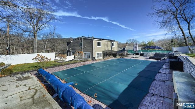 224 Pompton Road, Haledon, NJ 07508