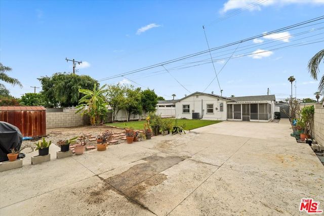 1143 W Greenhaven Street, Covina, CA 91722