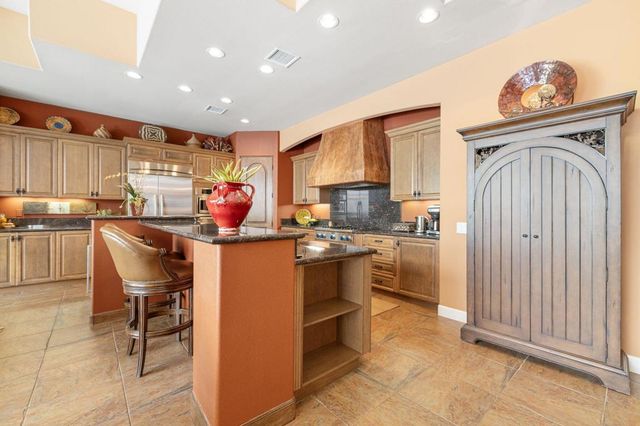 46494 Bradshaw Trail, La Quinta, CA 92253