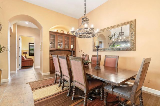 46494 Bradshaw Trail, La Quinta, CA 92253