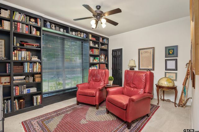 1413 Holly Creek Dr, Tyler, TX 75703