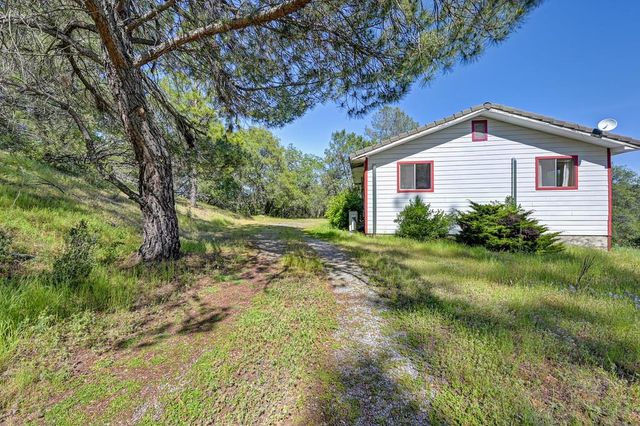 4751 Meadowview Acres Rd, Cool, CA 95614