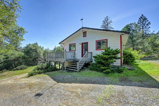 4751 Meadowview Acres Rd, Cool, CA 95614