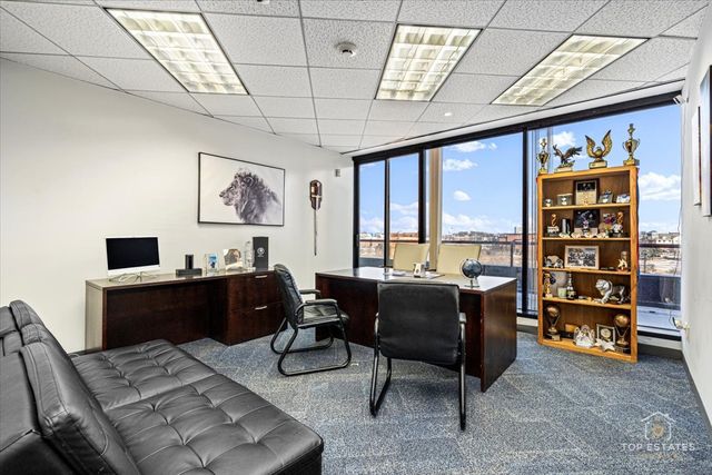 900 National Parkway, Schaumburg, IL 60173