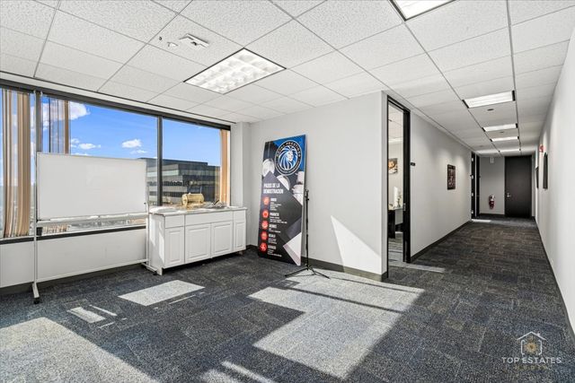 900 National Parkway, Schaumburg, IL 60173