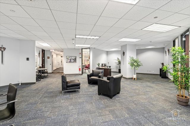 900 National Parkway, Schaumburg, IL 60173